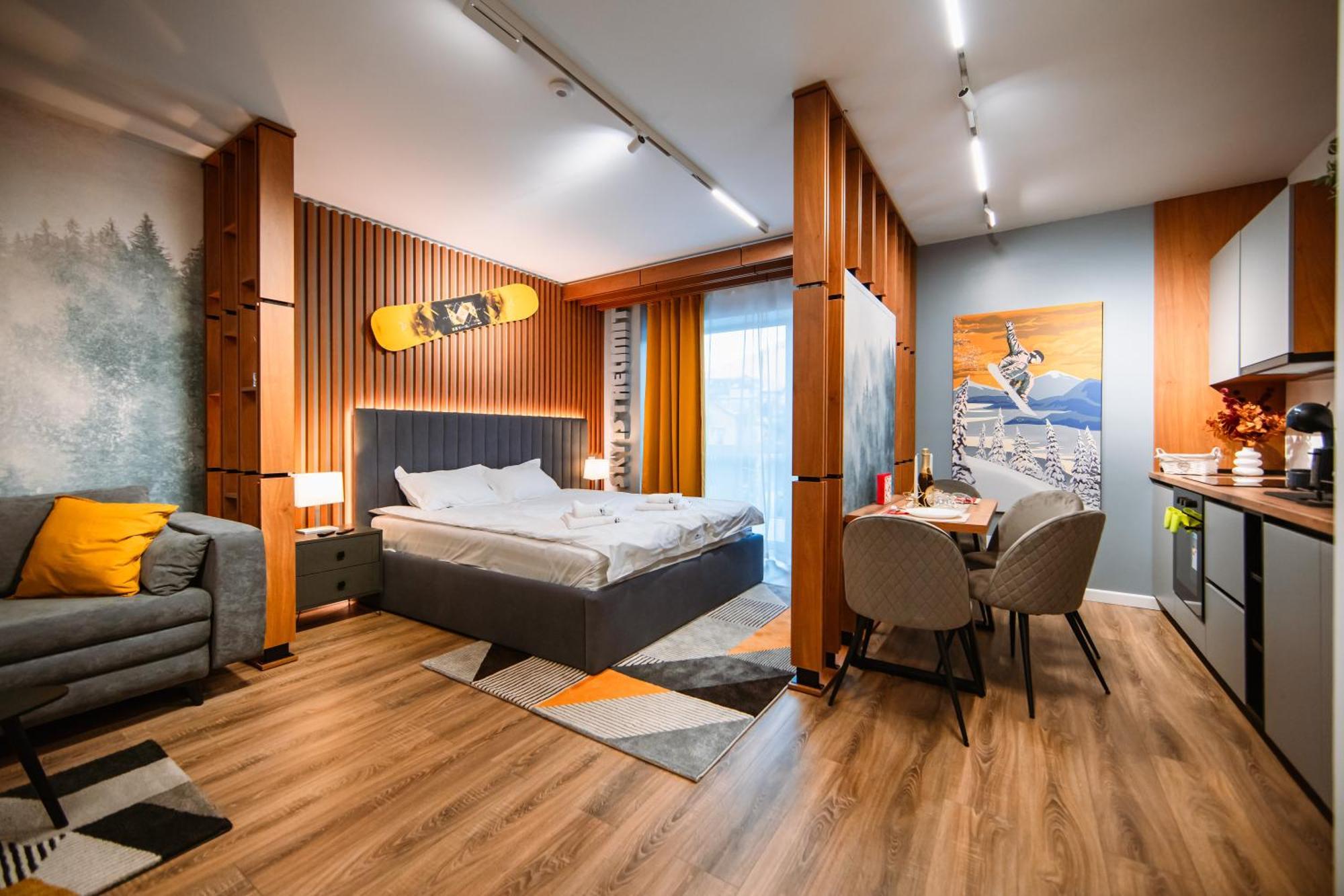 Blue Sky Apartment *